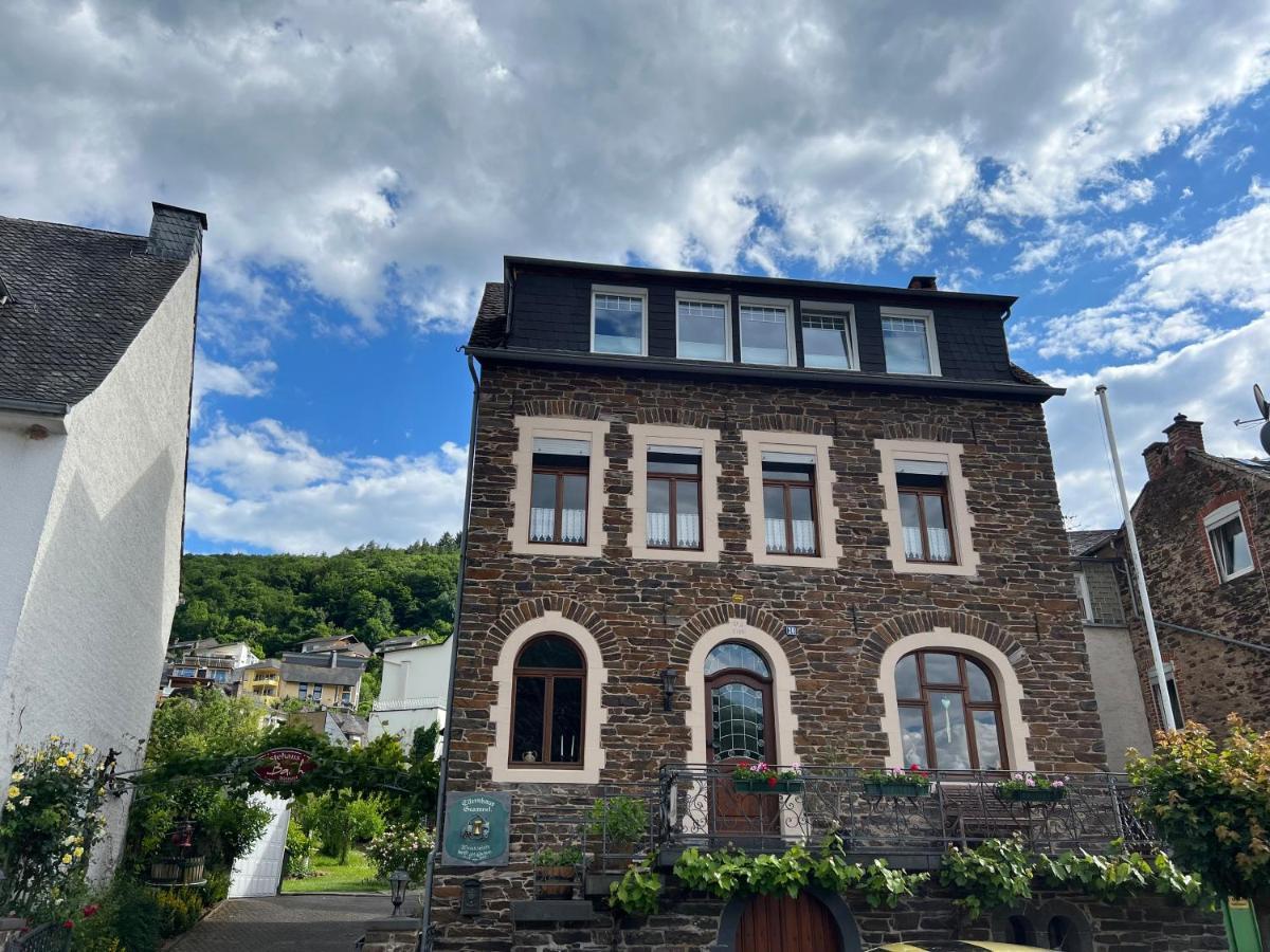 Weingut Gaestehaus Bach Кохем Екстериор снимка